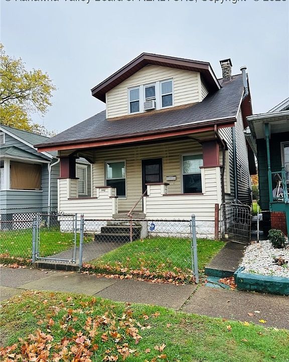 1st image of 140 5th Ave