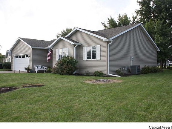 4th image of 204 E Lynwood Dr
