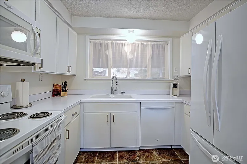 Thumbnail 16
