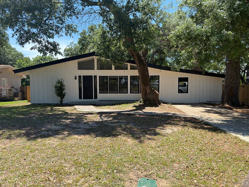 1st image of 5609 Fairview Dr