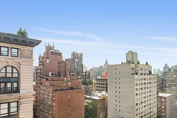 Sold by Corcoran | media 6