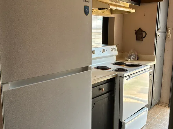 2922 North Ave #4, Needville, TX 77461