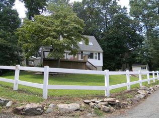 30 Adelphi Trl, Hopatcong, NJ 07843