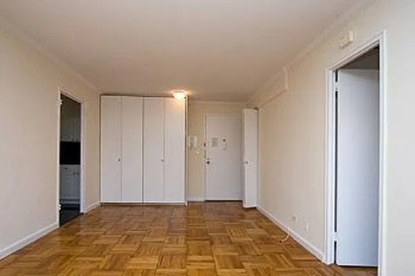 Rented by GoodRock Realty | media 7