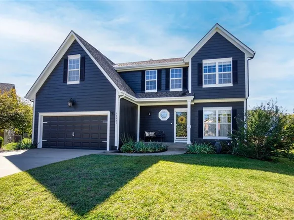 17551 W 162nd St, Olathe, KS 66062