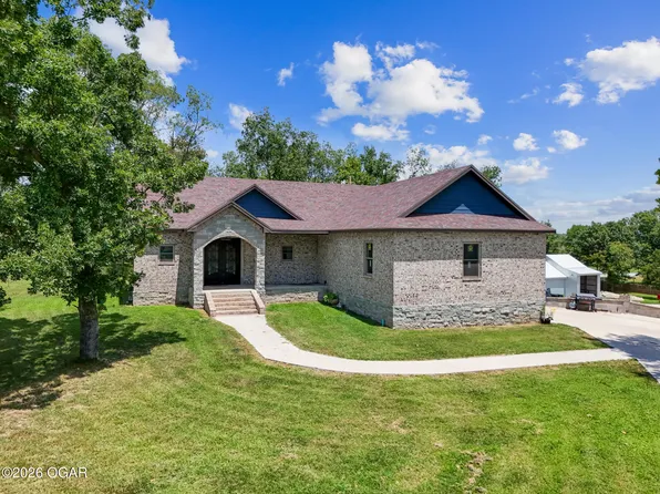 18305 Falcon Ln, Joplin, MO 64801
