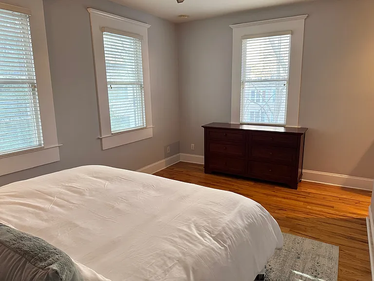 259 14th St NE #204 — Photo 13