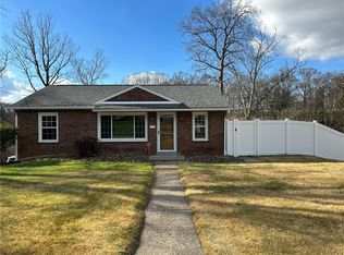 20 Longvue Cir, Ambridge, PA 15003