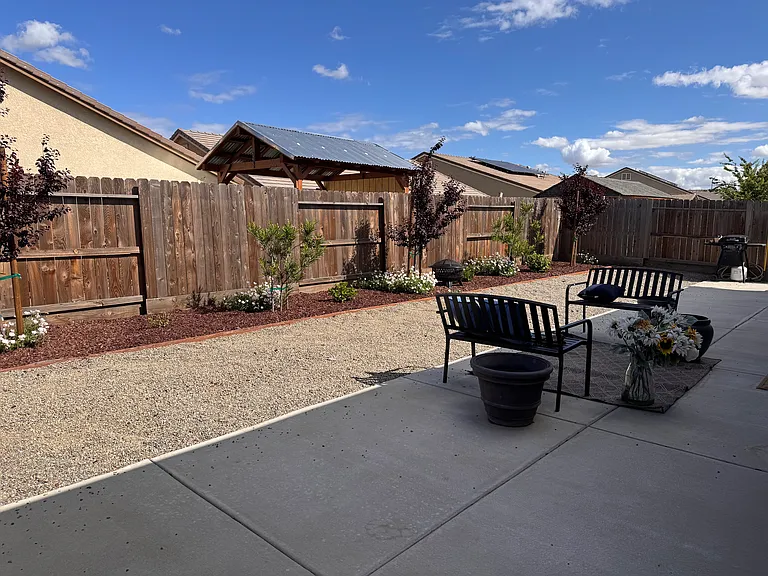 Summit Dr — Photo 21