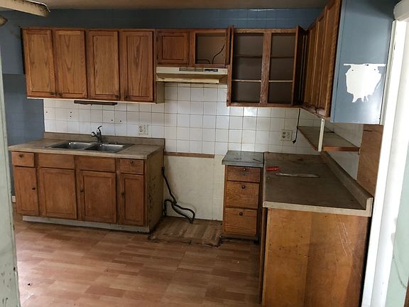 4th image of 1715 N 15th Ave