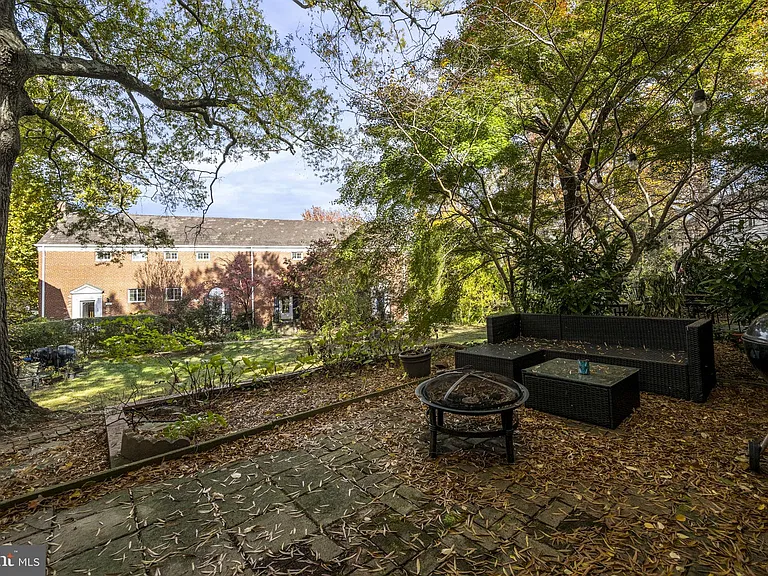 1635 Ripon Pl — Photo 20