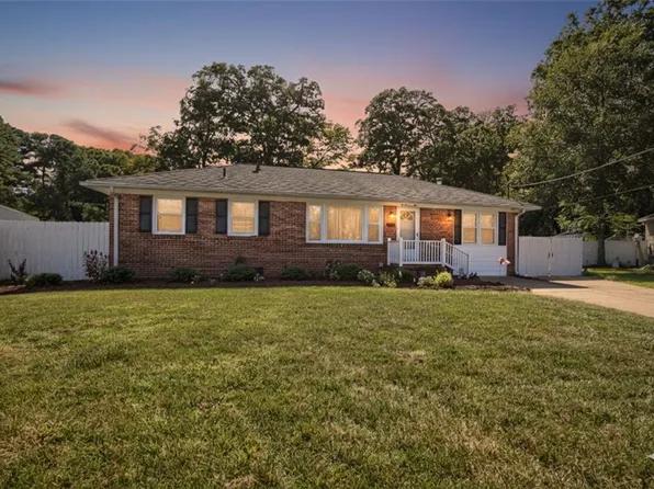 803 Quince Cir, Newport News, VA 23608