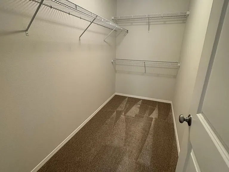 655 Chapman Rd — Photo 11