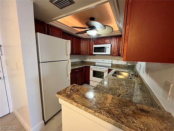 5th image of 3490 N Key Dr APT 301