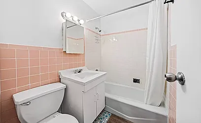 Rented by HOLTON REAL ESTATE INC.