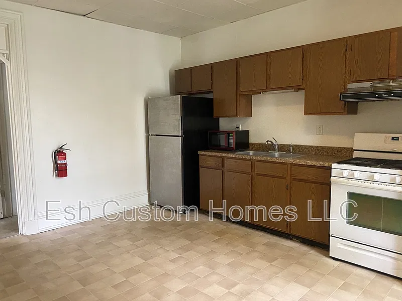 30 N 2nd St #B