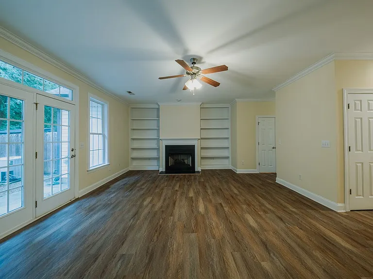 8 Hydrangea Ct — Photo 12