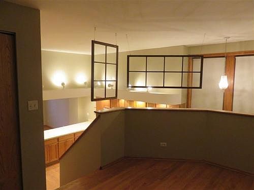 4th image of 847 N Hoyne Ave APT 1