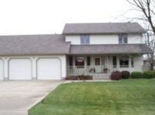 2107 Viking Rd, Grand Island, NE 68803