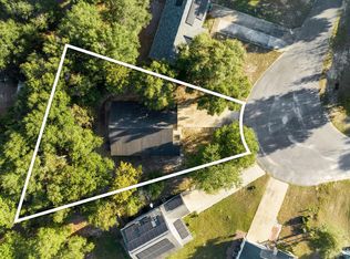 321 Timber Wind Dr, Defuniak Springs, FL 32433