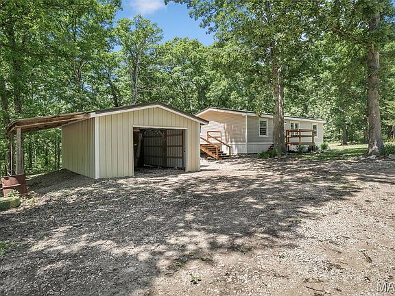 3rd image of 23857 Alberta Dr