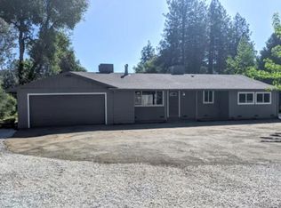 15145 Early Dawn Ln, Redding, CA 96003