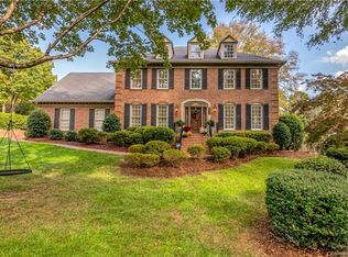 7442 Saint Clair Dr, Charlotte, NC 28270