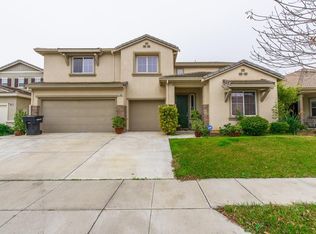 1458 Azalea Dr, Patterson, CA 95363