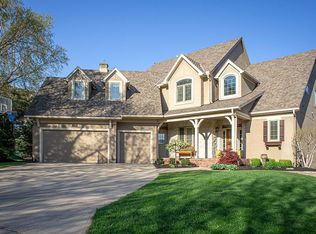 9710 W 145th Ter, Overland Park, KS 66221