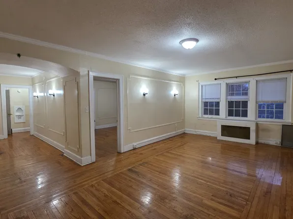 1499 Ella T Grasso Blvd, New Haven, CT