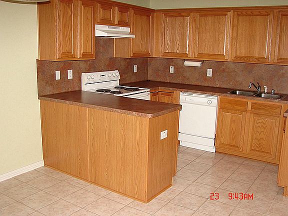 kitchen with breakfast bar.
