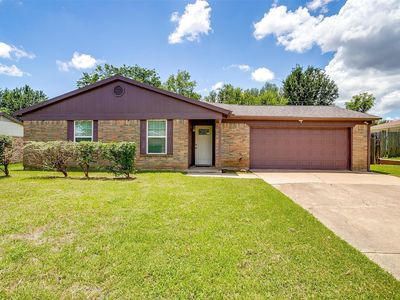 306 Hallmark Dr, Arlington, TX, 76011