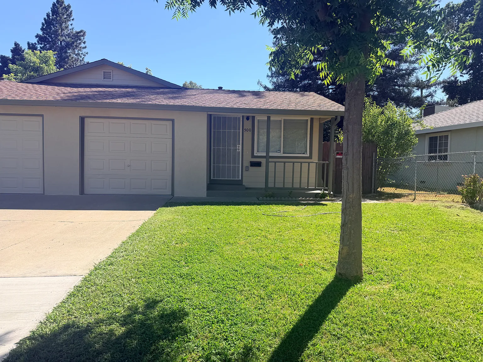 2 bed, 900 sqft, $2,150 — Photo 2