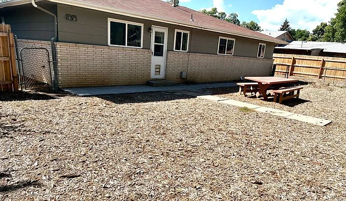 2428 Clearview Ave — Photo 15