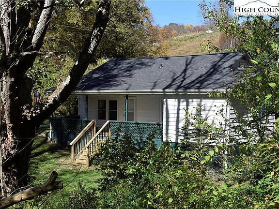 2nd image of 336 Willowdale Church Road