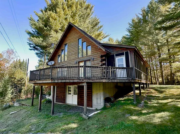 12 Mackinnon Road, Colebrook, NH 03576