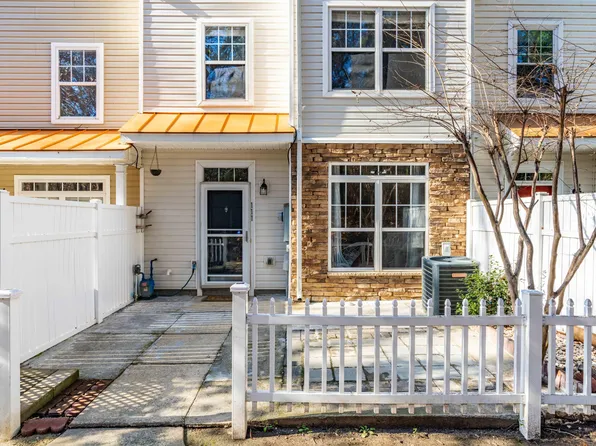 11710 Mezzanine Dr Unit 111, Raleigh, NC 27614