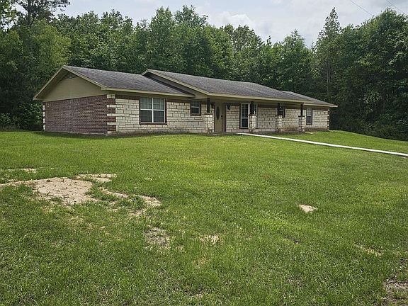 3rd image of 2625 County Road 302