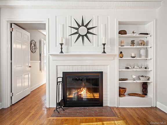 5th image of 30 Lexington Avenue
