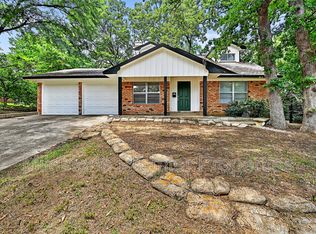 105 E Ford St, Denison, TX 75021