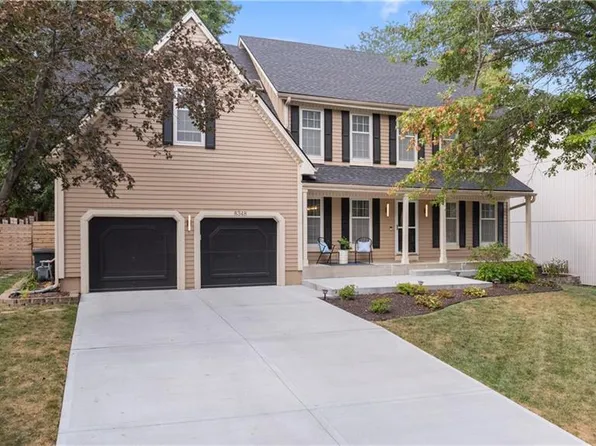 8348 Acuff Ln, Lenexa, KS 66215