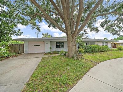 2340 Valencia Dr, Sarasota, FL, 34239