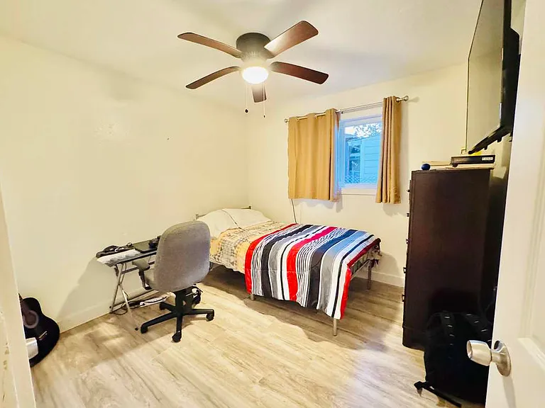 8801 Steven Ave — Photo 3
