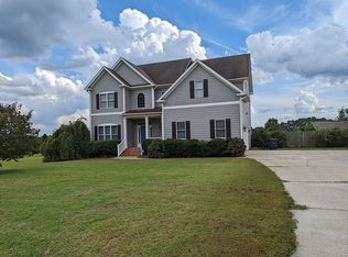 1808 Ken Dr, Fuquay Varina, NC 27526