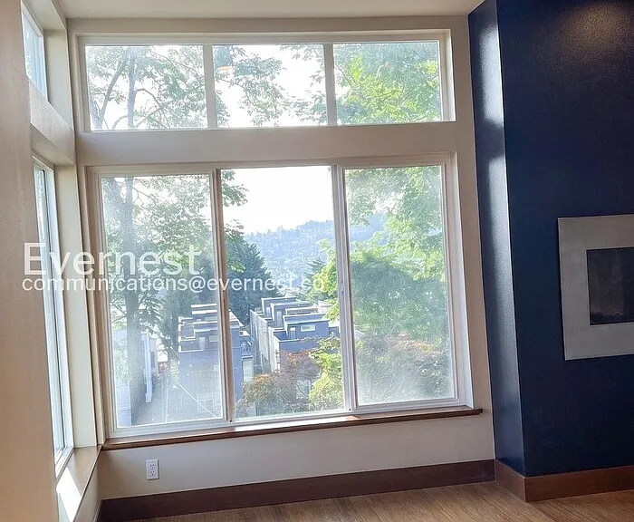 560 McGraw St — Photo 7