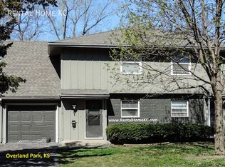 7718 Kessler Ln, Overland Park, KS 66204
