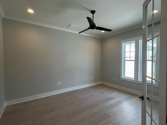 3rd image of 177 Caraway Dr
