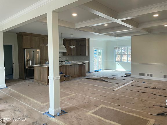 4th image of 688 Beagle Club Rd