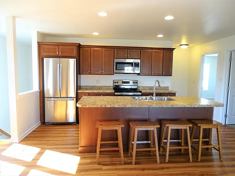3199 Lincoln Hwy E #D — Photo 7