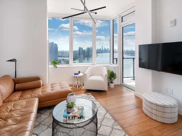 21 India Street image 1 of 10